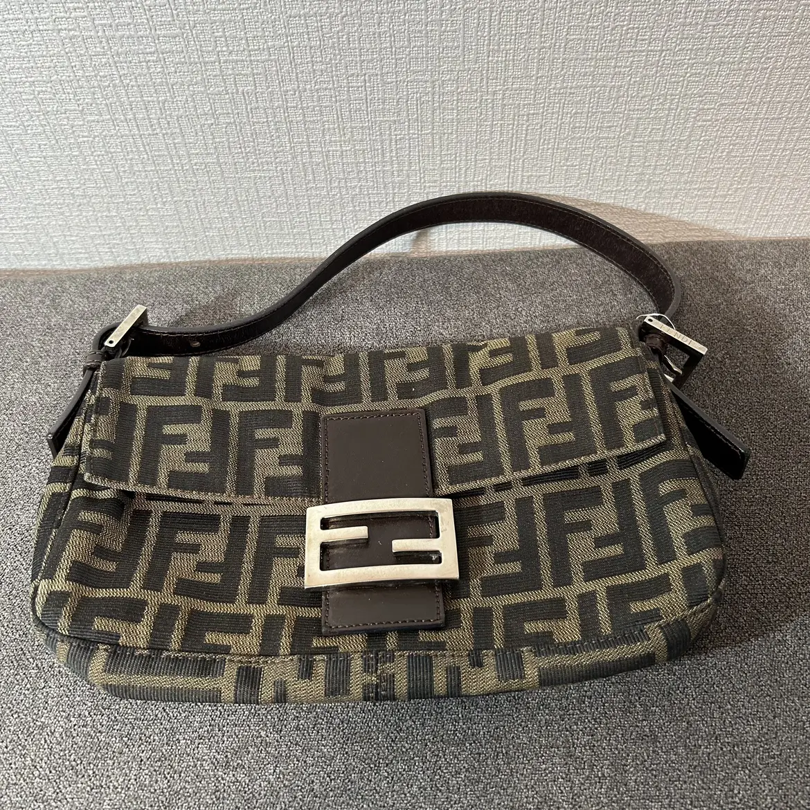 FENDI ズッカ マンマバケット