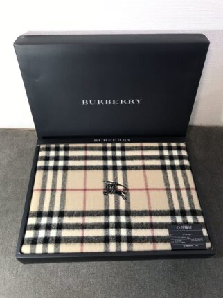 BURBERRY バーバリー ひざ掛け ギフト | リサイクルショップ 出張買取 