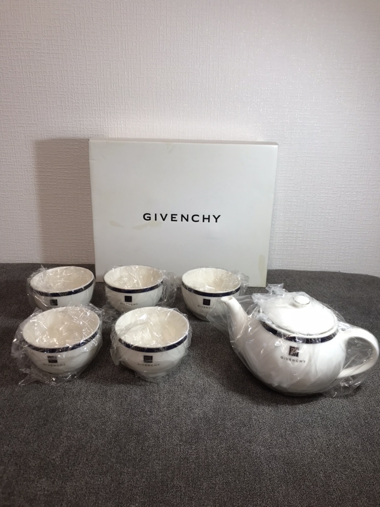 GIVENCHY ティーセット